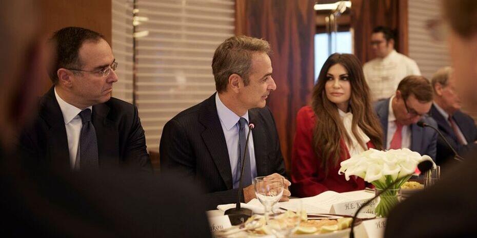 Πρώτη συνάντηση Μητσοτάκη με την πρέσβειρα των ΗΠΑ στην Ελλάδα